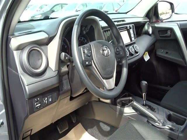 Toyota RAV4 2017 photo 22